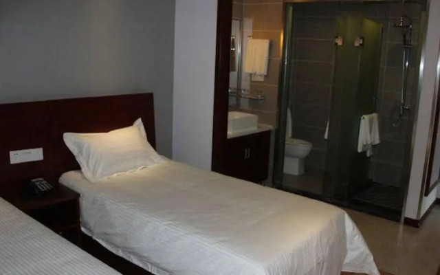 Baolong Homelike Hotel (Shanghai Xuhui)