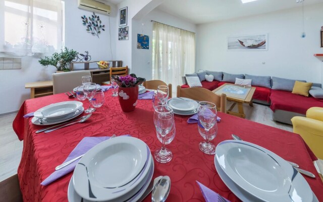 Amazing Apartment in Medulin With Wifi and 2 Bedrooms