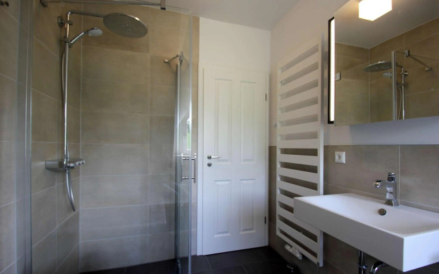 Ferienhaus Rohrweihe Haus Terrasse, Gartennutzung, Meerblick