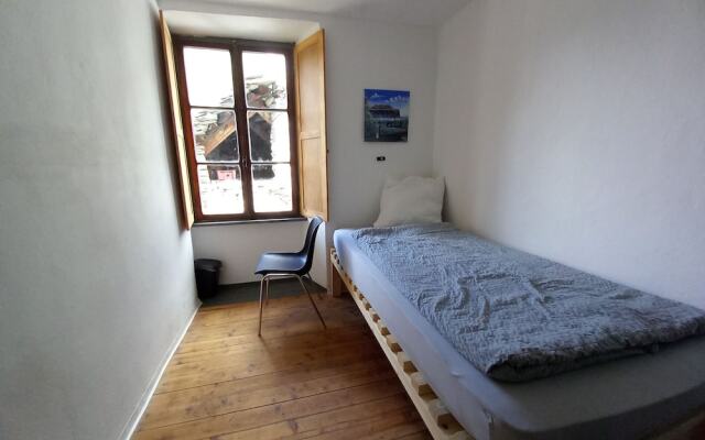 Room in Guest Room - Cavergno - Casa Coerente