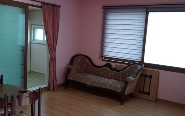 Yeongdeok Yeomyung Pension