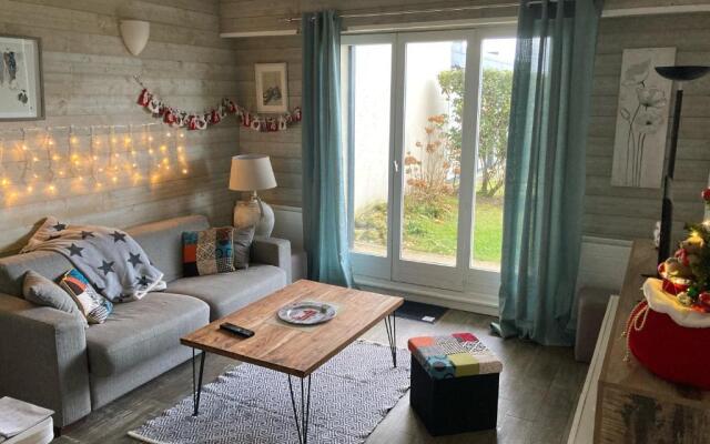 Agréable 2 pièces. Face à la mer.