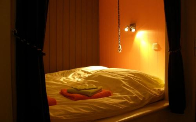 De Opkikker 10 Persoons Vakantiehuis Met Hottub