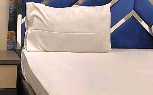 Couples Friendly Guest House