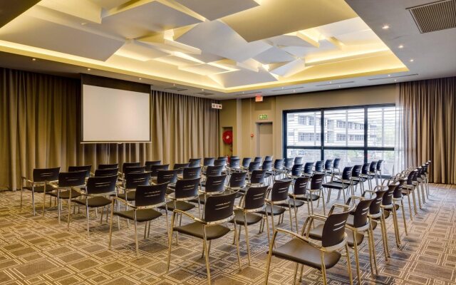 Protea Hotel Fire & Ice by Marriott Pretoria Menlyn