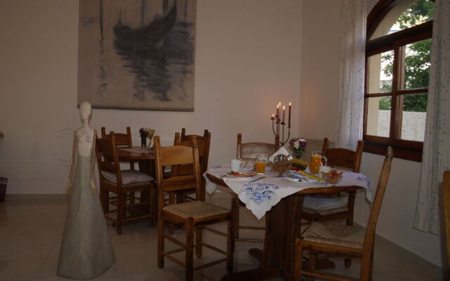 Candia Hotel