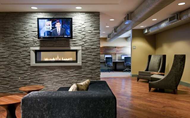 Global Luxury Suites at Whetstone Way