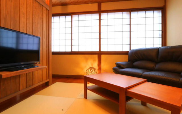 Yamatsubaki