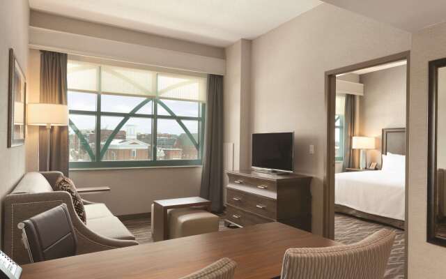 Embassy Suites Saratoga Springs