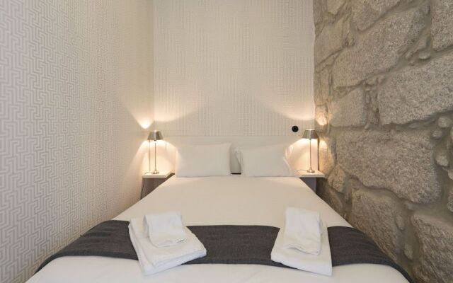 Downtown Almada Loft