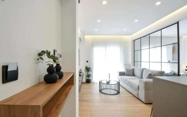 Luxury Downtown Apartment C1