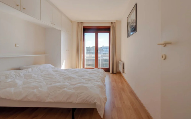 Apartment in Middelkerke With Sea Views