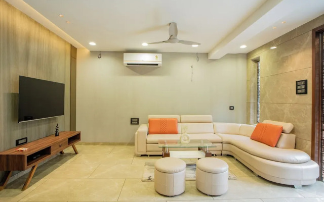 Alaya Stays 3-BHK with Pool near Khandala Hills - Imperial Serenia