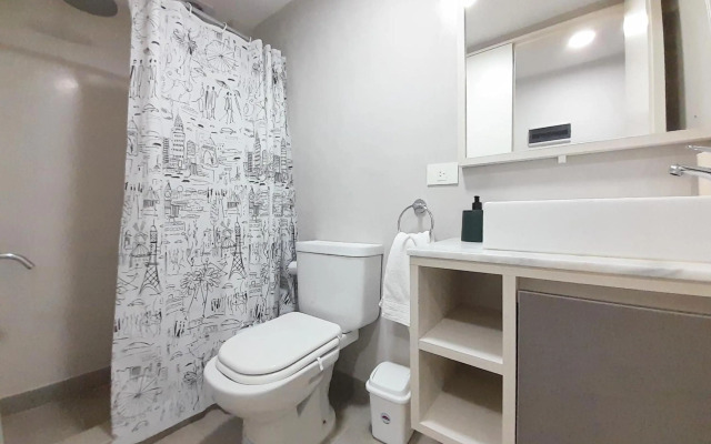 Luminous and confy mono apart