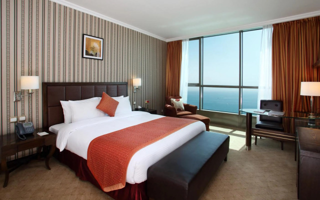 Grand Hotel