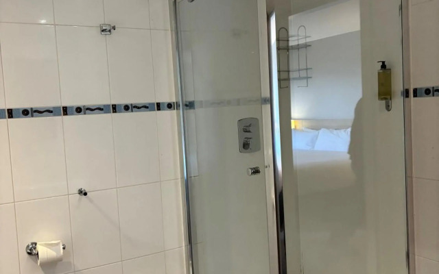 Holiday Inn Ellesmere Port by IHG
