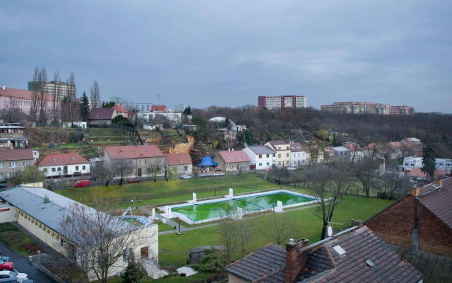 Hotel Henrietta