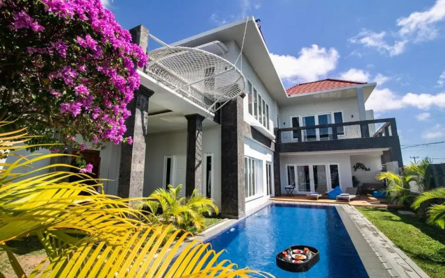 Villa Haka Jimbaran by Nagisa Bali