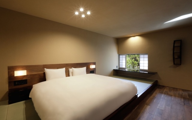 No. 202 Deluxe with Tatami Space Double room with courtyard view (풀 더블 침대) 사진 1