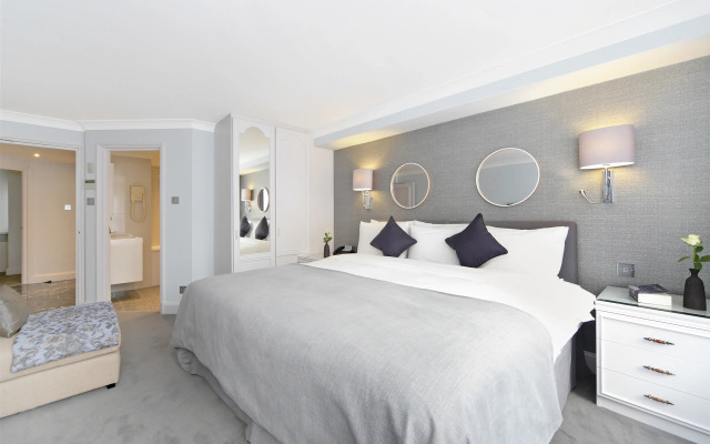 Mayfair House