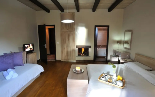 Gefyri Hotel