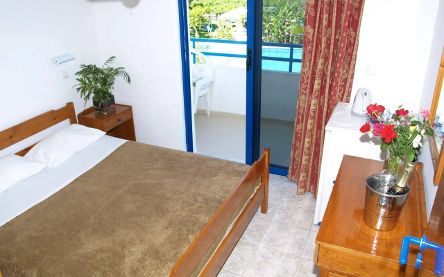 Garden Hotel