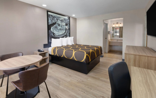 Super 8 by Wyndham Tucson/Grant Road Area AZ