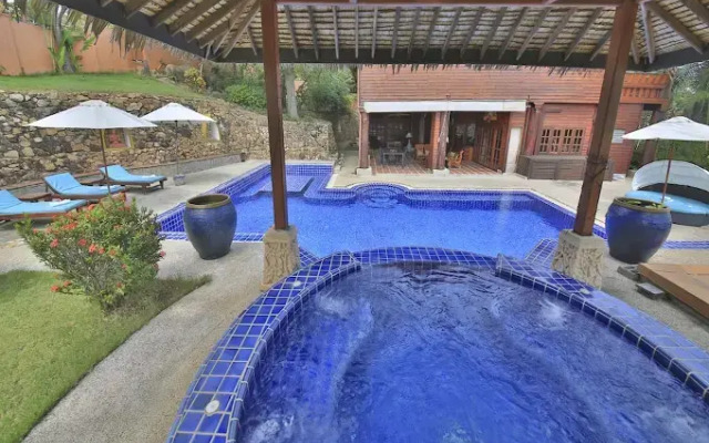 Presidential Thai Villa