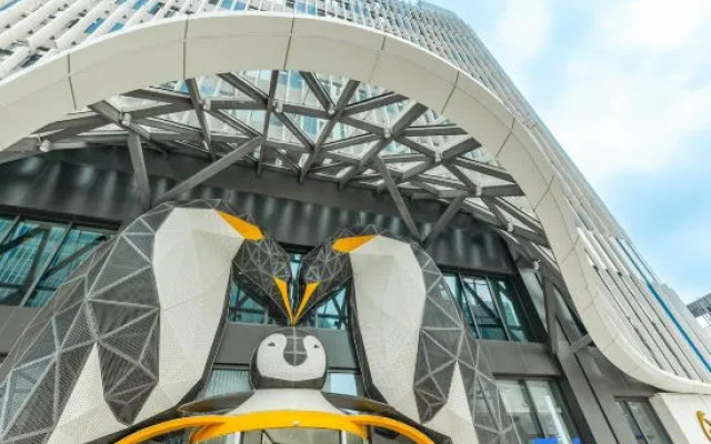 Shanghai Jinqiao Haichang Penguin Resort Hotel