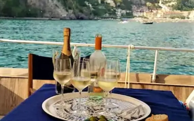 Property With 3 Bedrooms in Salerno, With Wonderful sea View Near the Beach