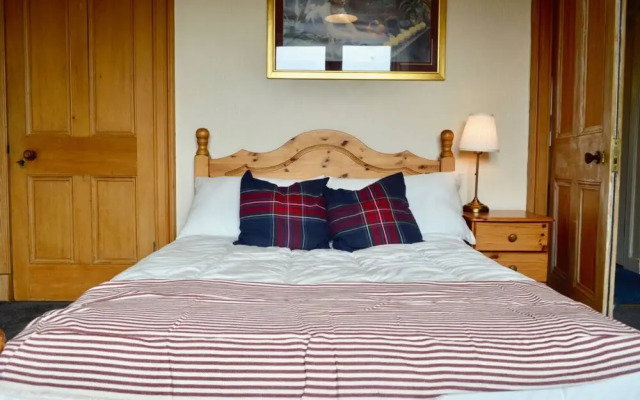Charismatic 3 Bedroom Flat With Harry Potter Themes