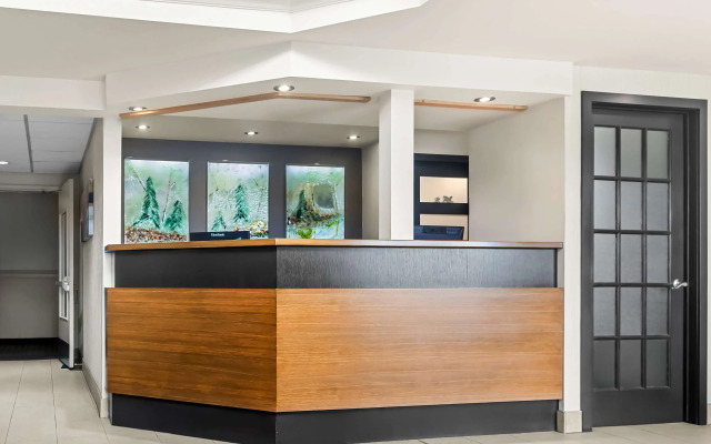Best Western Plus Mont-Laurier