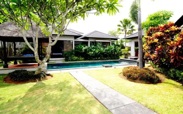 Swiss-Belhotel Bay View Villa