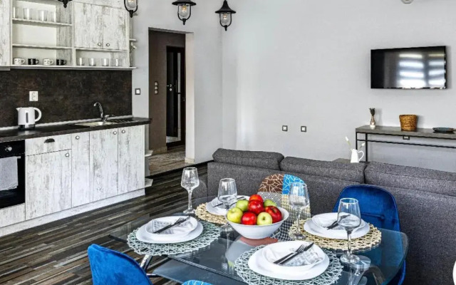 Gladstone suites