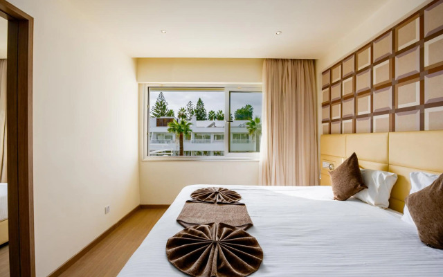 Melpo Antia Hotel & Suites