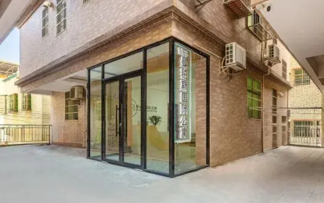 Changyun Apartment