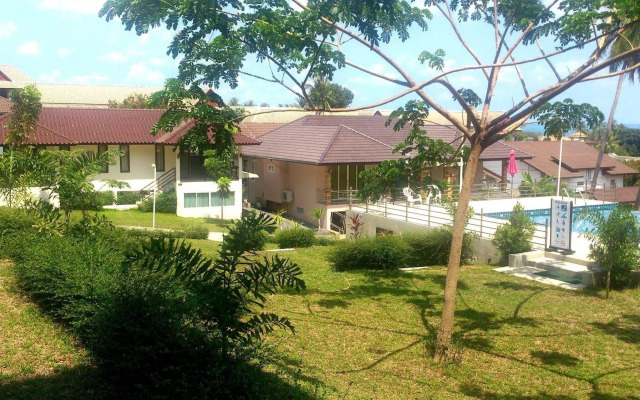 The W Villa