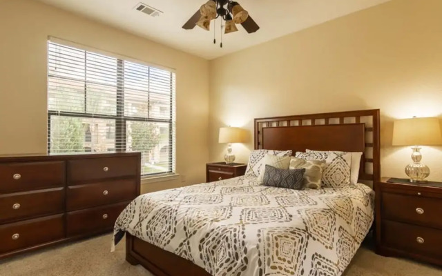 Bella Piazza 903 - 827