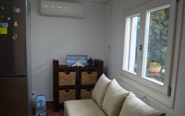 Thor & Freyja's of Poseidonia Syros Holiday House