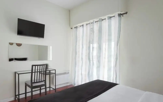 Akadimias Kolonaki Comfort Apartment