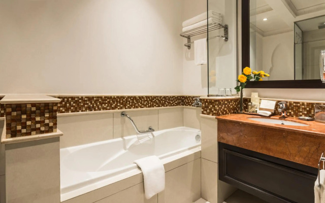Al Mashreq Boutique Hotel