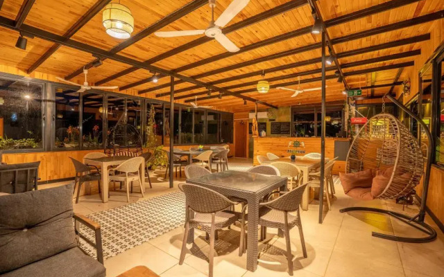 Karaoz Safir Bungalov