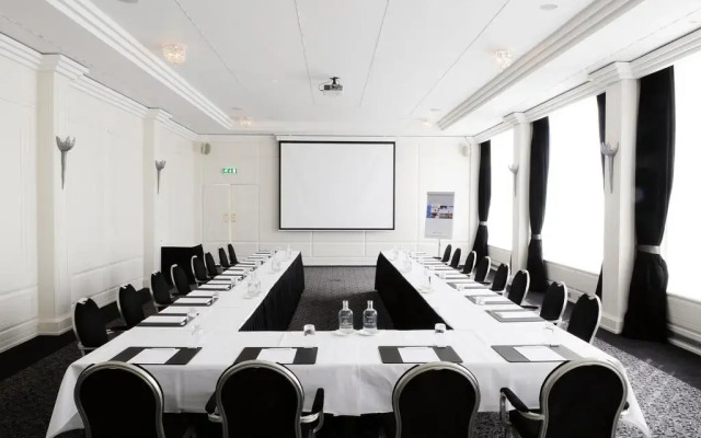 Apollo Hotel Amsterdam, a Tribute Portfolio Hotel
