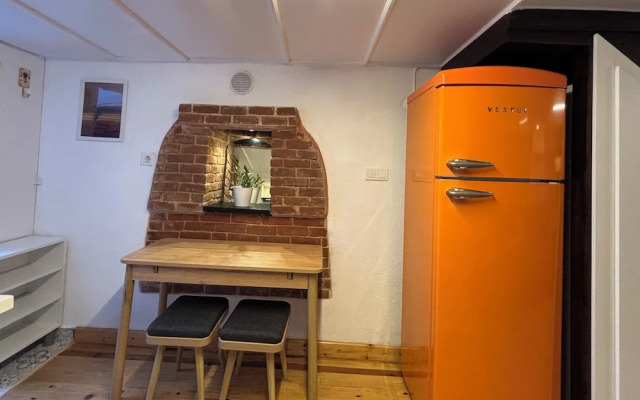 Idor Guest House
