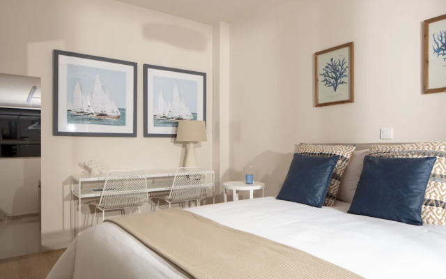 Elaia Luxury Apartments Glyfada