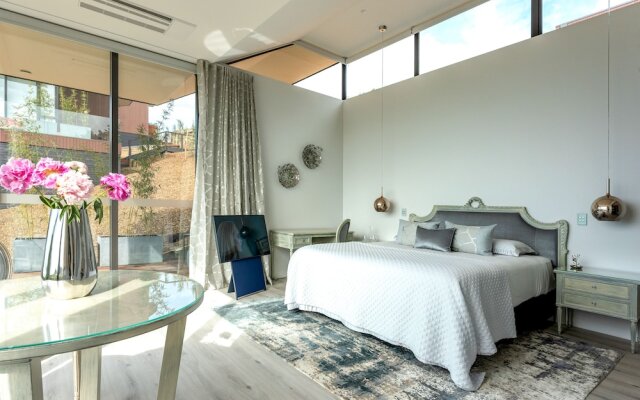 Omana Luxury Villa
