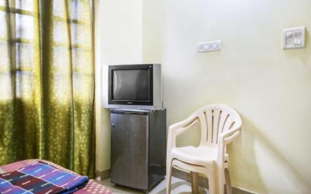 1 BR Guest house in Calangute, by GuestHouser (45C6)