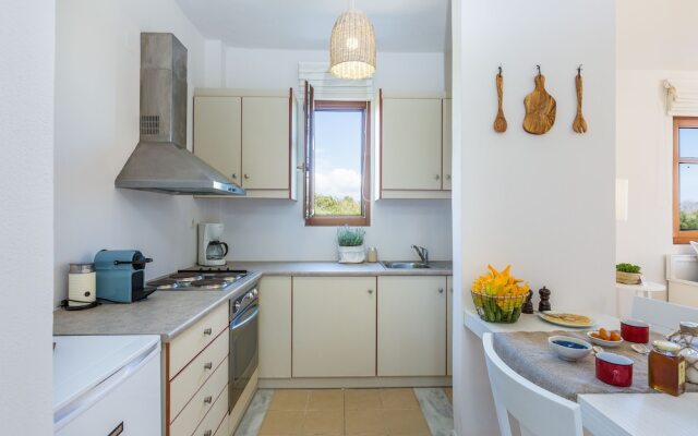 Mikro Livadi Special Lodges