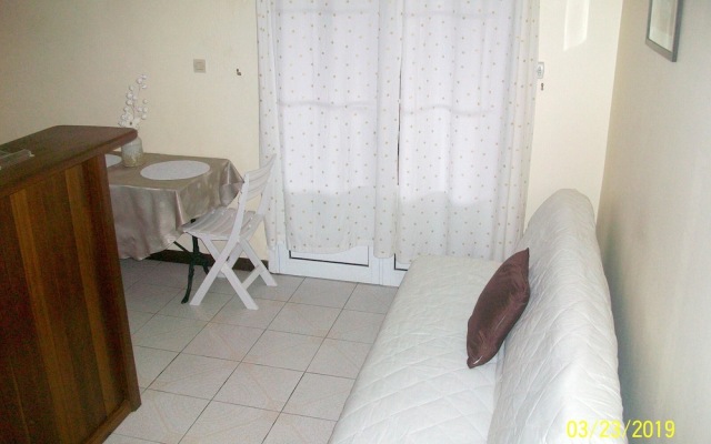 Apartment With one Bedroom in Rivière-pilote, With Enclosed Garden and