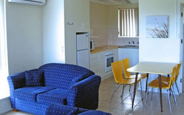 Robetown Motor Inn & Apartments
